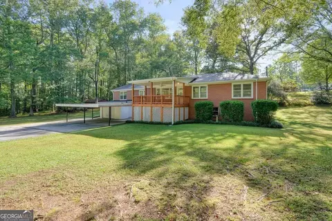 7146 Old Beulah Rd, Lithia Springs, GA 30122