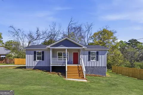 509 Carlton Ave, Union Point, GA 30669