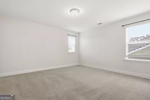 Bedroom - 105 Grimsby Rd, Savannah, GA 31407 photo 5 of 7