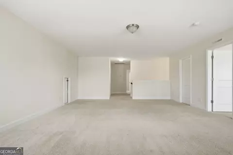 Living - 105 Grimsby Rd, Savannah, GA 31407 photo 4 of 4