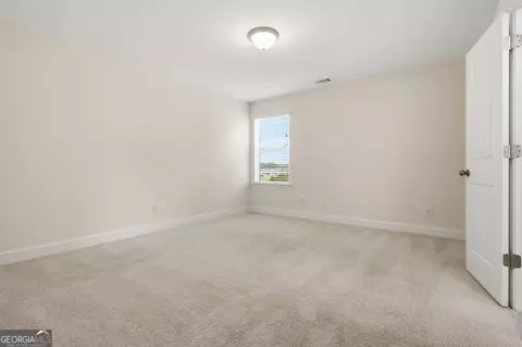 Bedroom - 105 Grimsby Rd, Savannah, GA 31407 photo 3 of 7