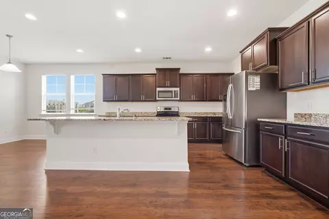 Kitchen - 105 Grimsby Rd, Savannah, GA 31407 photo 1 of 1