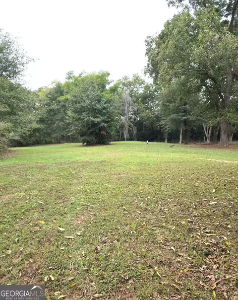 319 Powell Dr, Jackson, GA 30233 photo 2