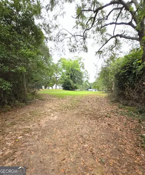 319 Powell Dr, Jackson, GA 30233 photo 15
