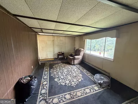 Living - Undisclosed, Thomaston, GA 30286 photo 3 of 5