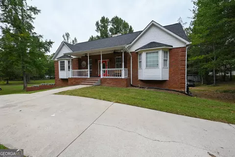 220 Marcella Ave, Sharpsburg, GA 30277