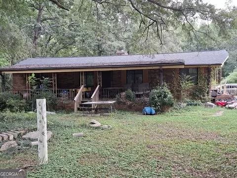 212 Horseshoe Bend Cir, Griffin, GA 30223