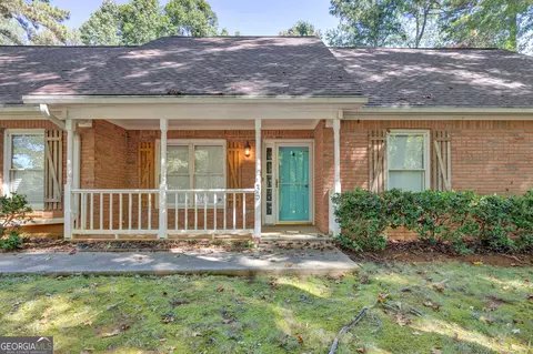 Exterior - 35 Sarah Ct, Covington, GA 30016 photo 4 of 4