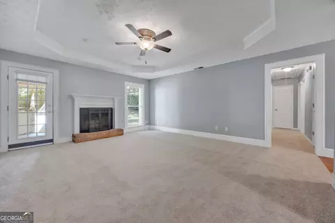 Living - 35 Sarah Ct, Covington, GA 30016 photo 4 of 5