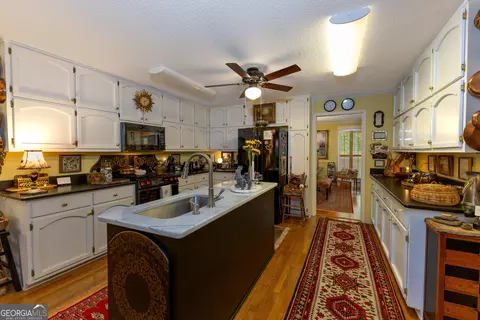 Kitchen - 175 Weeping Willow Way, Tyrone, GA 30290 photo 1 of 6