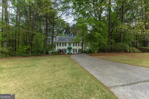 Exterior - 175 Weeping Willow Way, Tyrone, GA 30290 photo 1 of 18