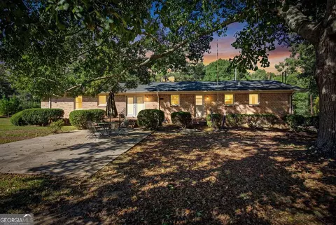 Exterior - 52 End Rd, Covington, GA 30014 photo 5 of 14