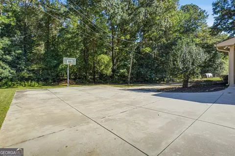 Exterior - 52 End Rd, Covington, GA 30014 photo 13 of 14