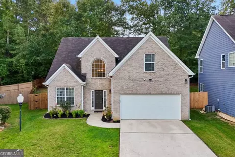 2765 Bench Cir, Ellenwood, GA 30294