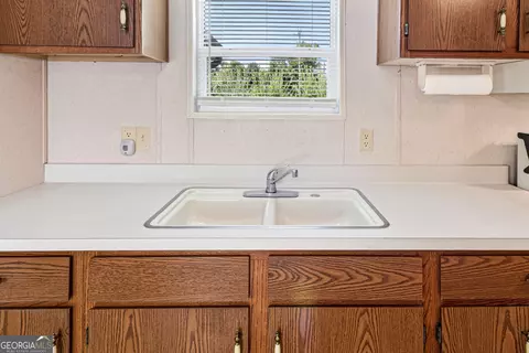 Kitchen - 465 Defoor Rd, Toccoa, GA 30577 photo 3 of 3