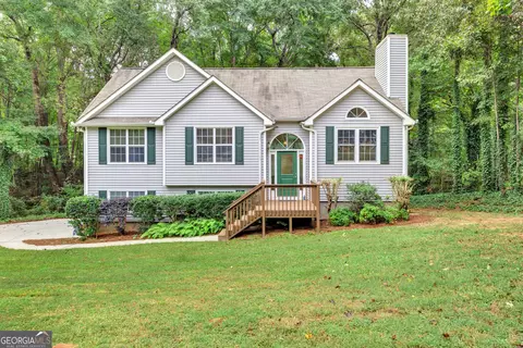 162 Marsha Way, Sharpsburg, GA 30277