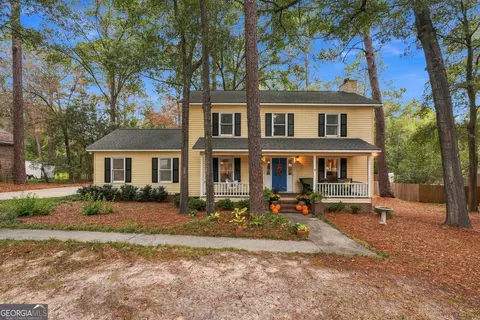 109 Oakcrest Dr, Statesboro, GA 30461