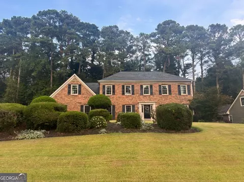 842 Maxie Ln, Lawrenceville, GA 30044