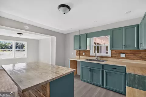 Kitchen - 813 Tyus Rd, Bowdon, GA 30108 photo 3 of 5