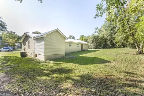 Exterior - 204 Thomas St, Dublin, GA 31021 photo 4 of 8