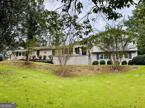 Exterior - 57 Elm Dr, Toccoa, GA 30577 photo 2 of 7