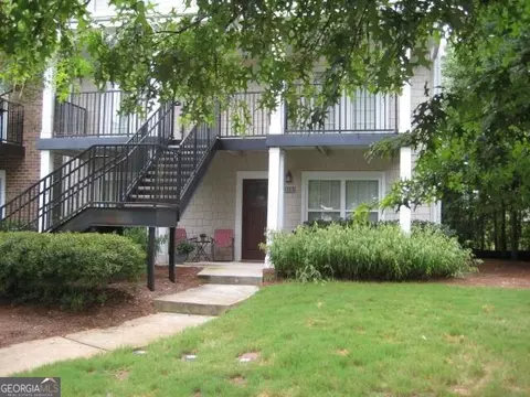 490 Barnett Shoals Rd #202, Athens, GA 30605