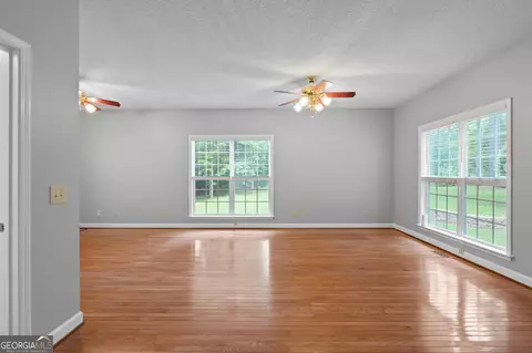 Living - 121 Katy Lake Rd, Jackson, GA 30233 photo 6 of 7