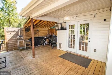 Exterior - 5727 Kings Ct, Bethlehem, GA 30620 photo 6 of 10