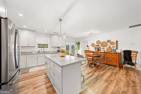 Kitchen - 1019 W Hendricks St, Bowman, GA 30624 photo 1 of 6
