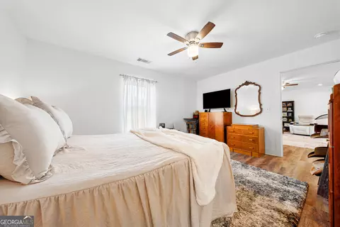 Bedroom - 1019 W Hendricks St, Bowman, GA 30624 photo 6 of 6