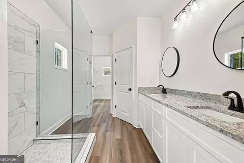 Entry Way - 27 Pullman, Rockmart, GA 30153 photo 3 of 3
