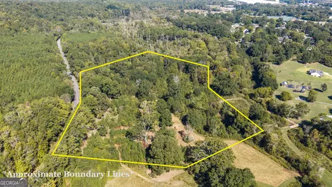 150 S Railroad St, Adairsville, GA 30103