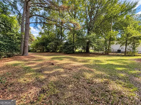 Exterior - 403 Thomas Blvd, Warner Robins, GA 31093 photo 4 of 6