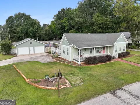 52 Ridge St, Locust Grove, GA 30248