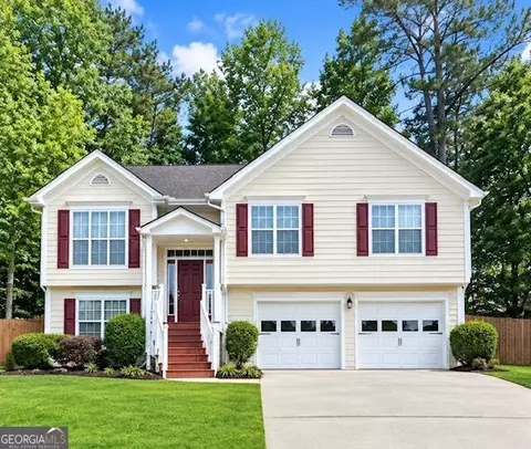 1297 Burnt Wood Ct, Lawrenceville, GA 30044