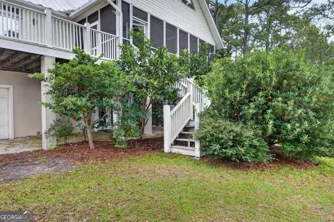 Exterior - 777 E 1st St, Midway, GA 31320 photo 6 of 8