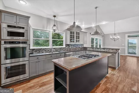 Kitchen - 777 E 1st St, Midway, GA 31320 photo 2 of 2