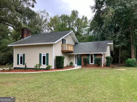 216 Wildwood Dr, Statesboro, GA 30458