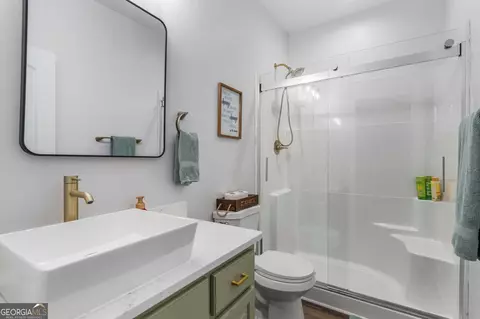 Bath - 832 Voorhees Rd E, Hamilton, GA 31811 photo 6 of 6