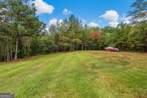 Exterior - 832 Voorhees Rd E, Hamilton, GA 31811 photo 6 of 10