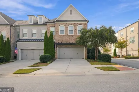 1010 Milhaven Dr, Roswell, GA 30076
