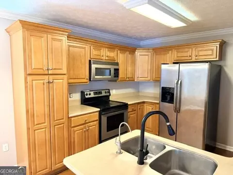 Kitchen - 100 Deer Creek Dr, Lagrange, GA 30240 photo 1 of 2