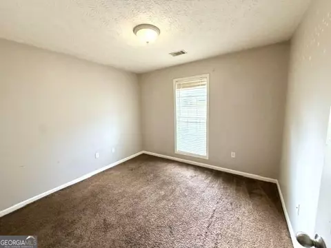 Bedroom - 100 Deer Creek Dr, Lagrange, GA 30240 photo 2 of 2