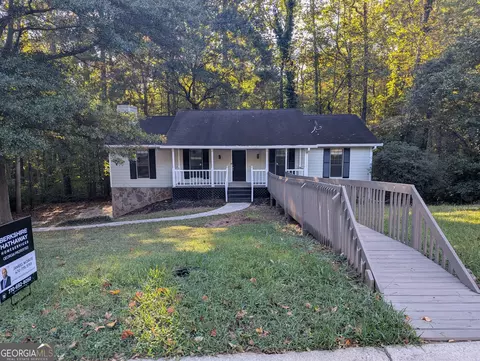 664 River Bend Dr, Jonesboro, GA 30238
