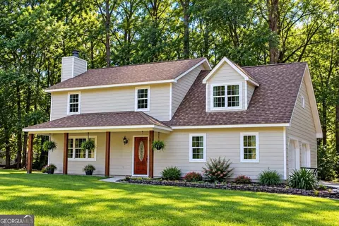 1826 Patricia Ln, Loganville, GA 30052