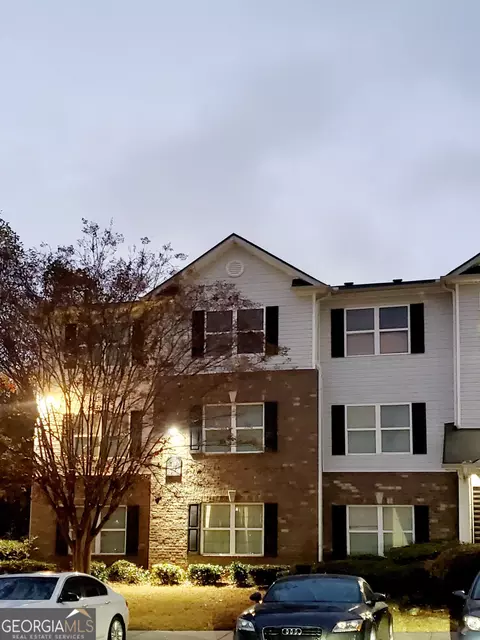 17301 Waldrop Cv, Decatur, GA 30034