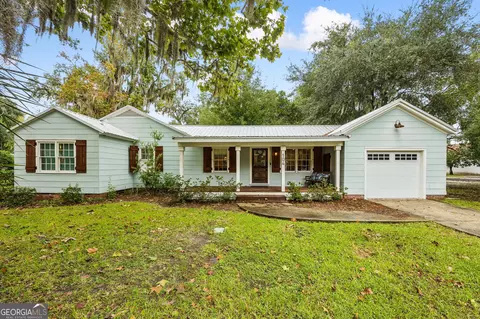 104 W Conyers St, Saint Marys, GA 31558