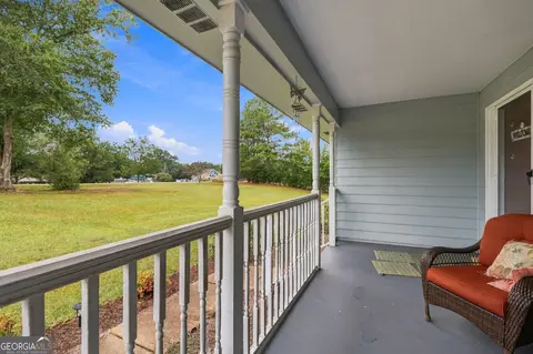 Exterior - 106 Jandale Dr, Lagrange, GA 30241 photo 8 of 12