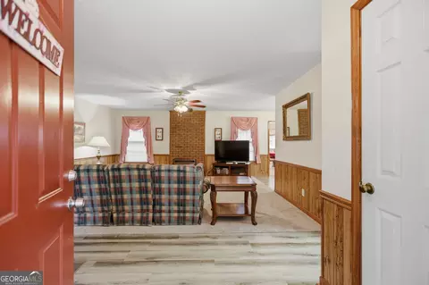 Entry Way - 106 Jandale Dr, Lagrange, GA 30241 photo 1 of 2