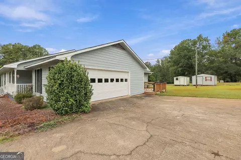 Exterior - 106 Jandale Dr, Lagrange, GA 30241 photo 5 of 12
